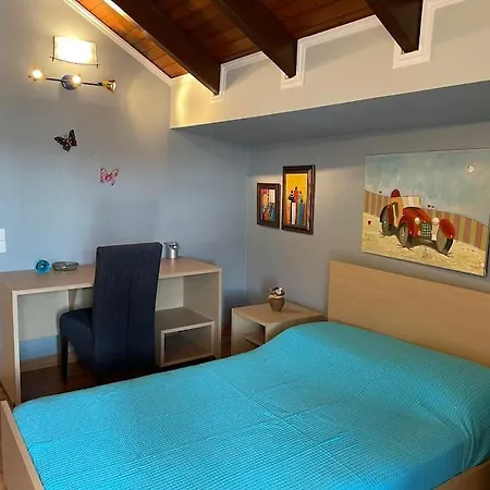 فيلة Agrampeli Valsamata