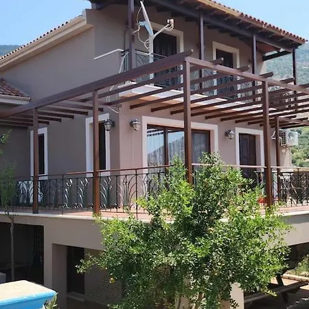Agrampeli Villa *